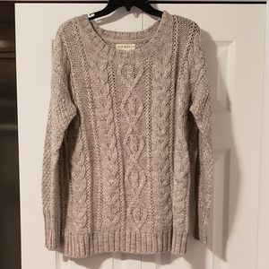 Cable-knit grey sweater